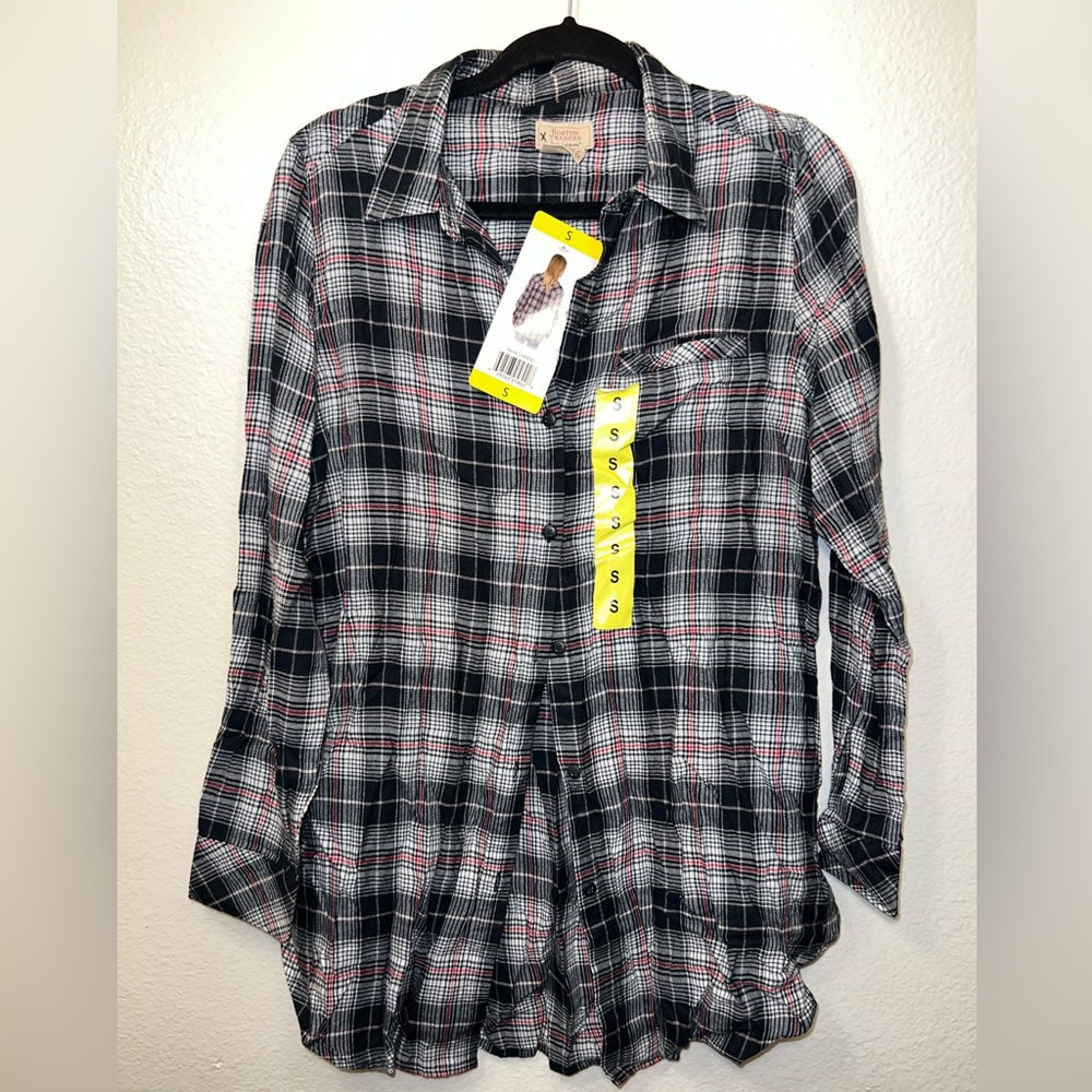 Boston Traders NWT Plaid Flannel Long Sleeve Button Down